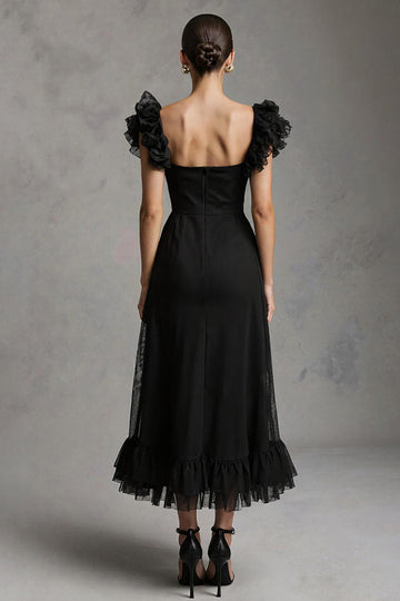 Robe maxi formelle noire à col carré avec volants